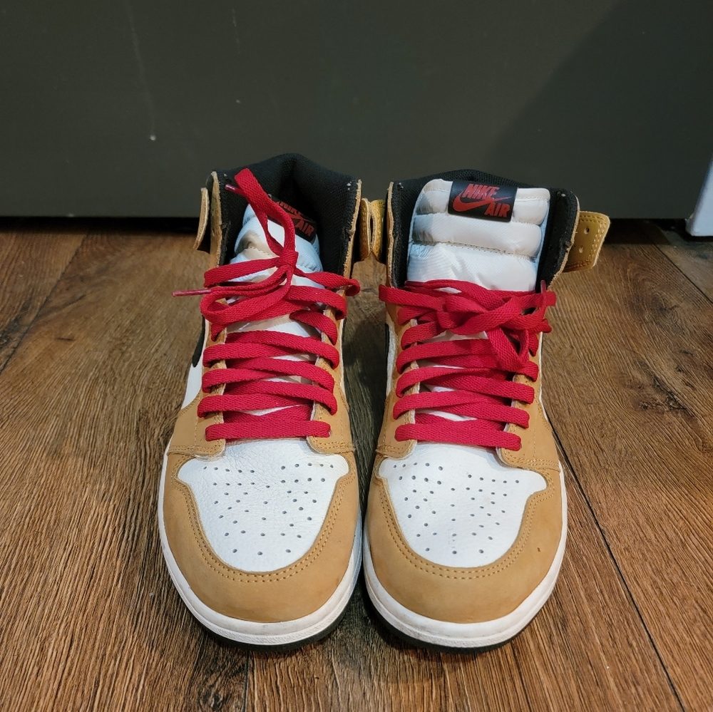 Air Jordan One Retro High "Rookie of the Year" Sz 10.5